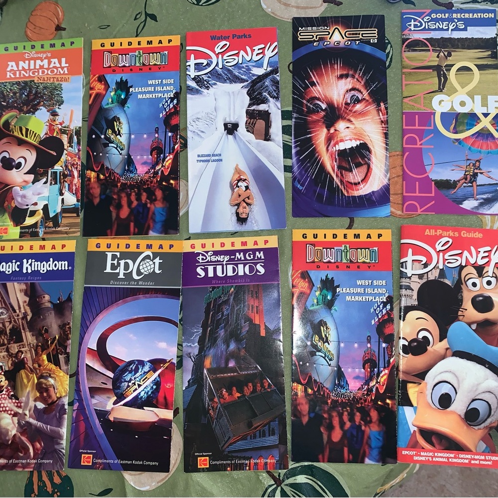 Disney Park Guide Map Collection